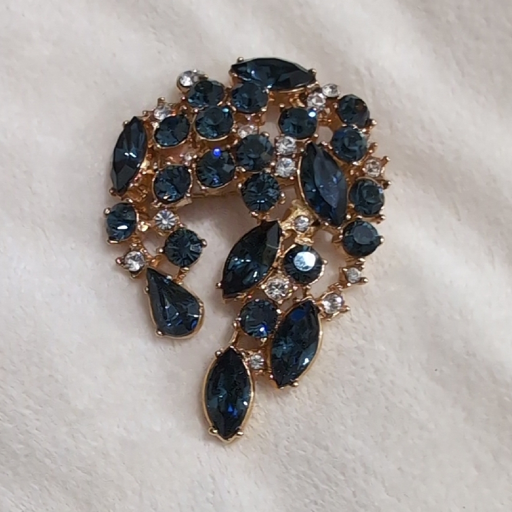 Vintage Navy Blue, Clear Stone And Gold Brooch